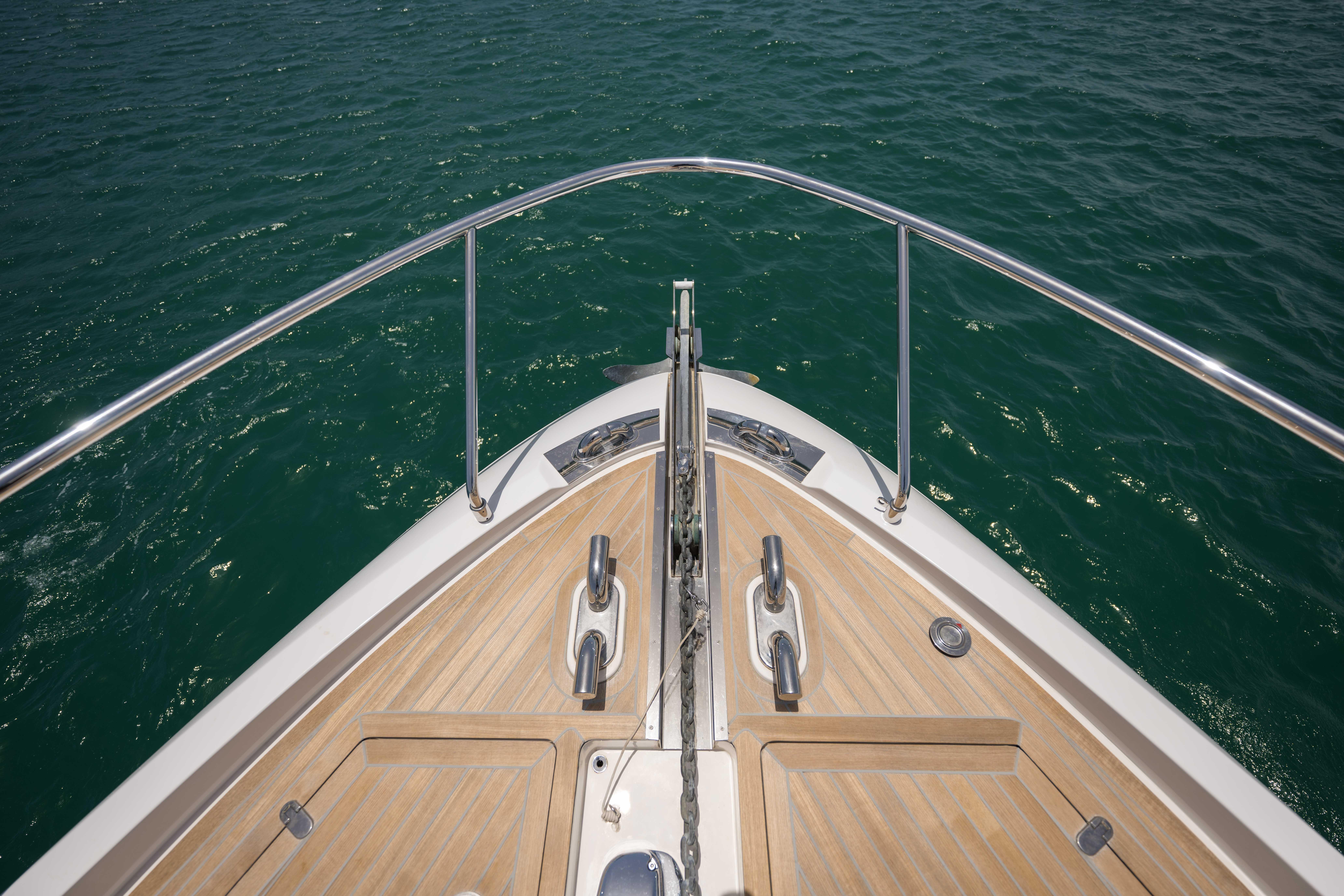 2023 FERRETTI YACHTS 720 
